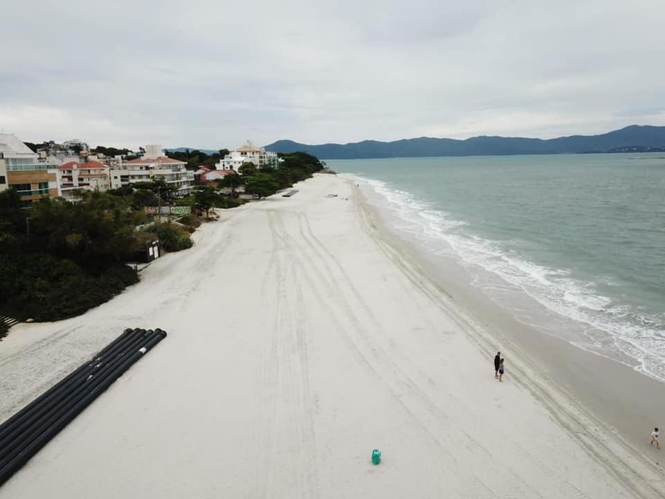 Cobertura Gourmet á 300mts da praia de Canasvieiras norte da ilha de Floripa Florianópolis Esterno foto